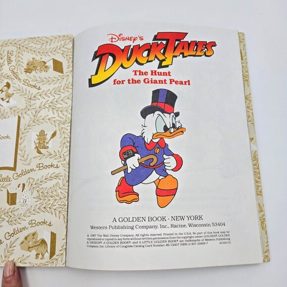 Duck Tales Little Golden Book Walt Disney The Hunt For the Giant Pearl 1987 Read - Picture 6 of 10
